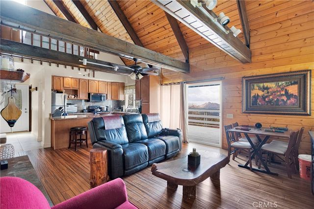 28935 Banff, Lake Arrowhead, CA 92352