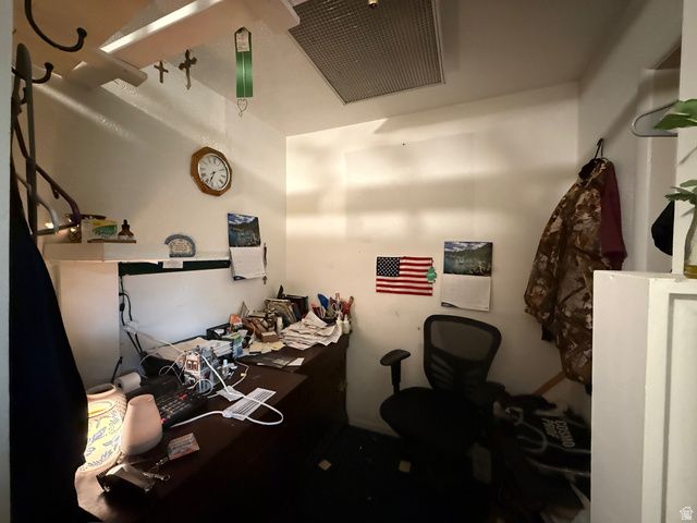 1975 W 5300 S, Roy, UT 84067