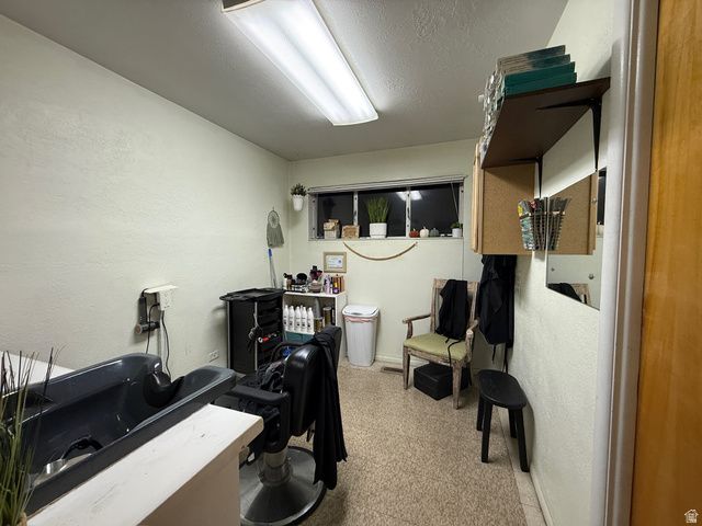 1975 W 5300 S, Roy, UT 84067