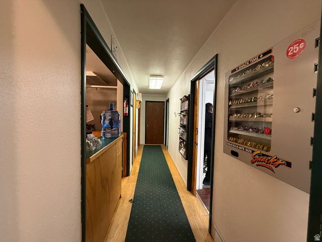 1975 W 5300 S, Roy, UT 84067