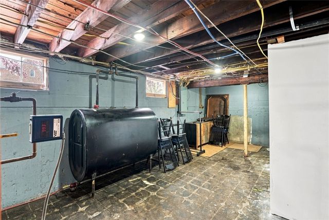 215 Simmonsville Avenue, Johnston, RI 02919