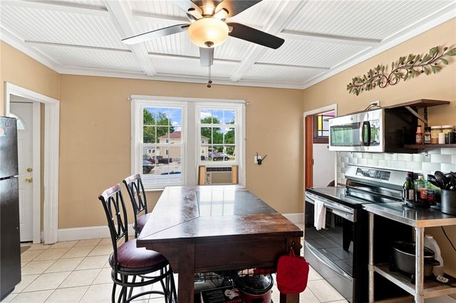 215 Simmonsville Avenue, Johnston, RI 02919