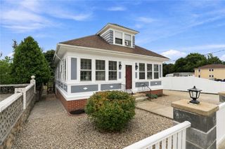 215 Simmonsville Avenue, Johnston, RI 02919