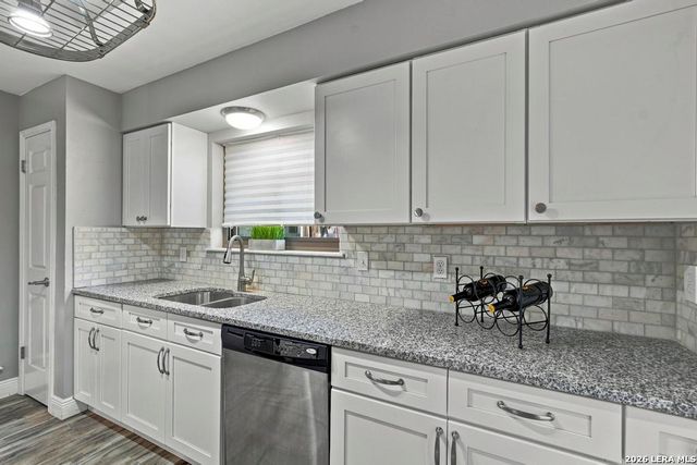 11839 Parliament St Apt 2111, San Antonio, TX 78216