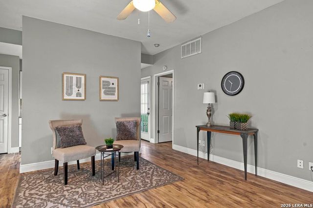 11839 Parliament St Apt 2111, San Antonio, TX 78216