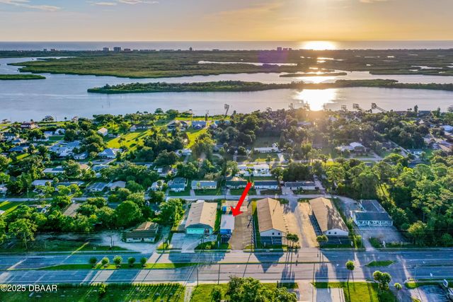 921 S Ridgewood Avenue, Edgewater, FL 32132