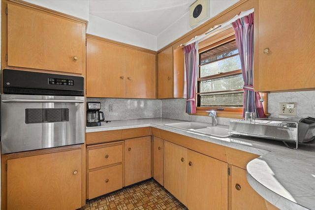 3925 83rd PLACE, Kenosha, WI 53142