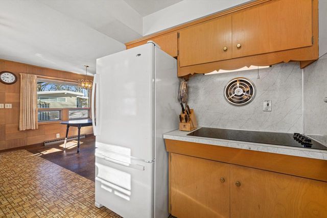 3925 83rd PLACE, Kenosha, WI 53142