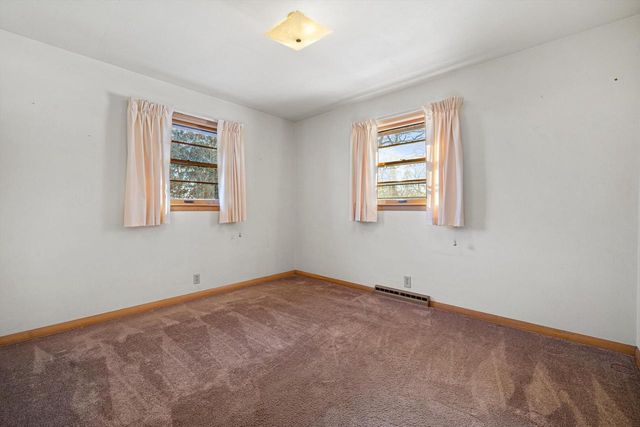 3925 83rd PLACE, Kenosha, WI 53142