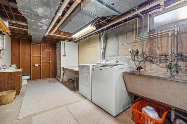 3925 83rd PLACE, Kenosha, WI 53142