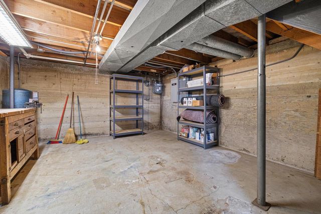 3925 83rd PLACE, Kenosha, WI 53142