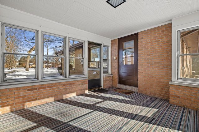 3925 83rd PLACE, Kenosha, WI 53142