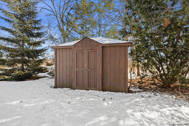 3925 83rd PLACE, Kenosha, WI 53142