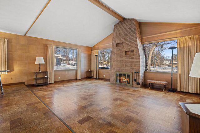 3925 83rd PLACE, Kenosha, WI 53142