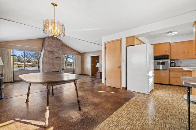 3925 83rd PLACE, Kenosha, WI 53142