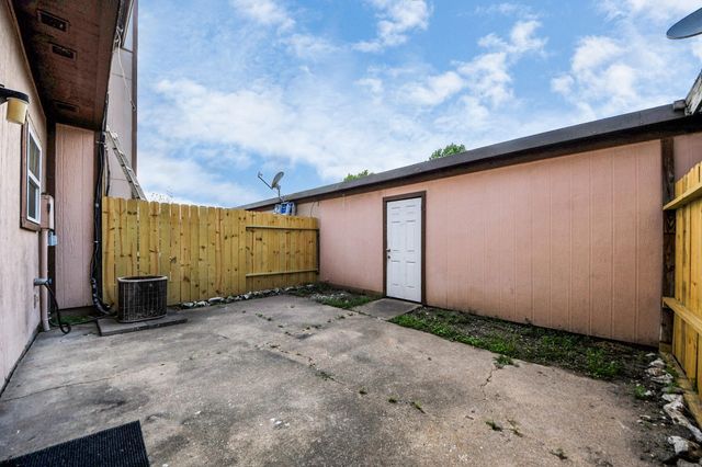 12500 Brookglade Circle 158, Houston, TX 77099