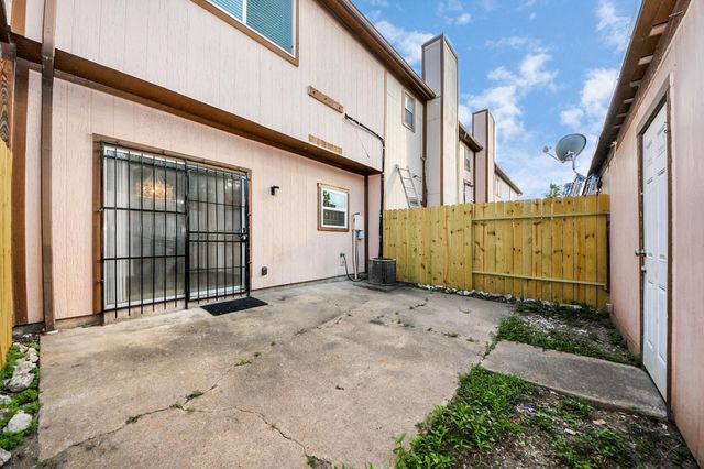 12500 Brookglade Circle 158, Houston, TX 77099
