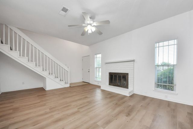 12500 Brookglade Circle 158, Houston, TX 77099