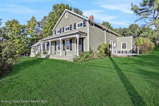 27 Co Rte 19, Hudson, NY 12534