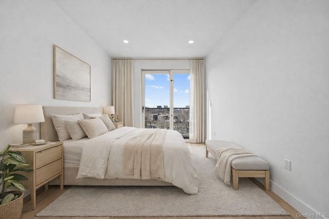 150-02 Northern Boulevard 6E, Flushing, NY 11354