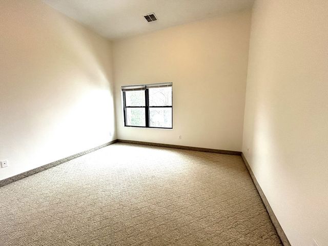 157 Beale Street 6, Quincy, MA 02170