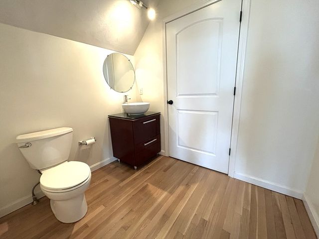 157 Beale Street 6, Quincy, MA 02170