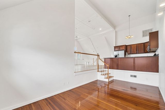 157 Beale Street 6, Quincy, MA 02170