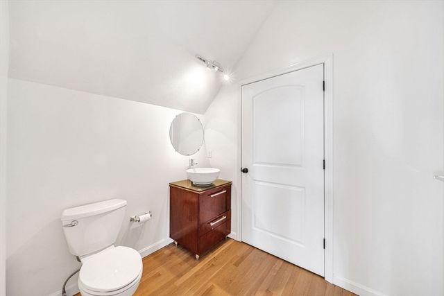 157 Beale Street 6, Quincy, MA 02170