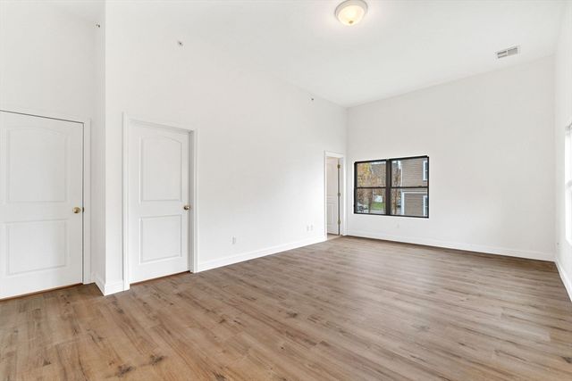 157 Beale Street 6, Quincy, MA 02170