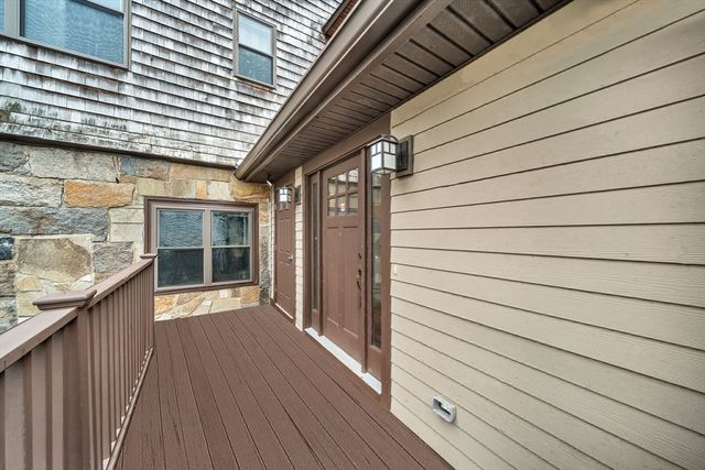 157 Beale Street 6, Quincy, MA 02170