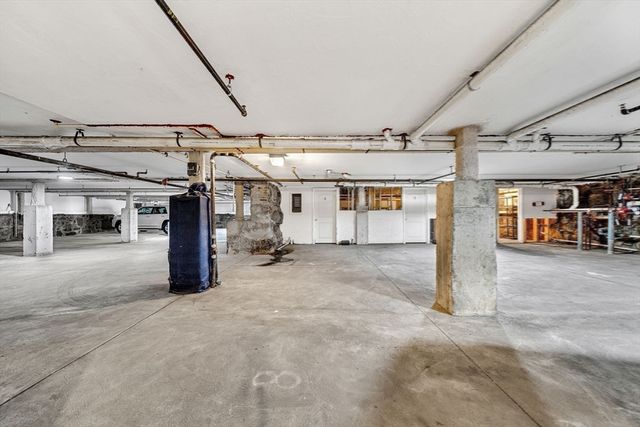 157 Beale Street 6, Quincy, MA 02170