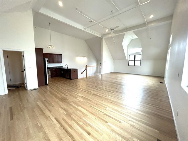 157 Beale Street 6, Quincy, MA 02170