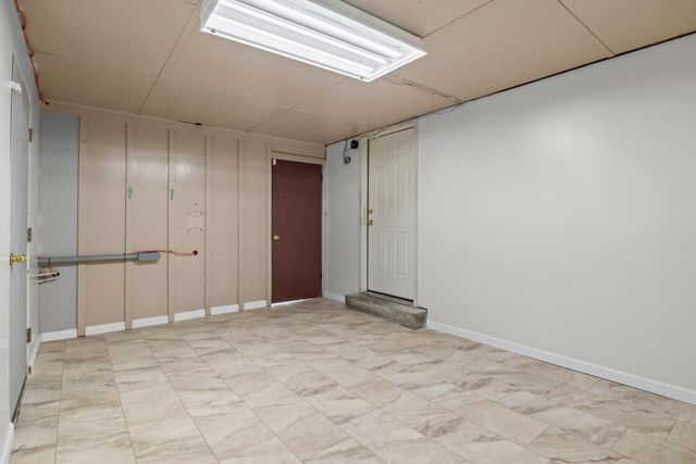 170 Westview St, Camden, TN 38320