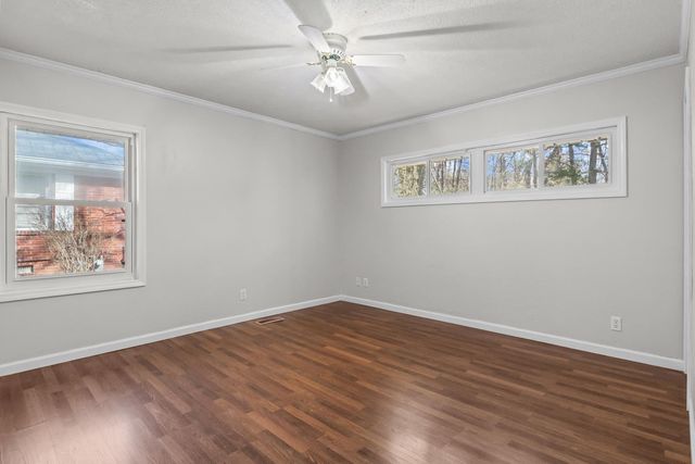 170 Westview St, Camden, TN 38320