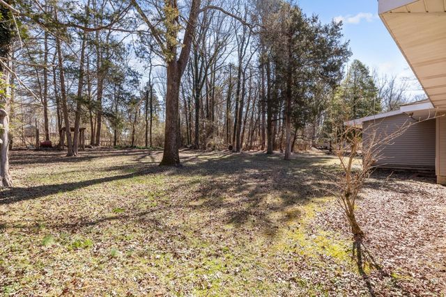 170 Westview St, Camden, TN 38320