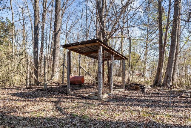 170 Westview St, Camden, TN 38320