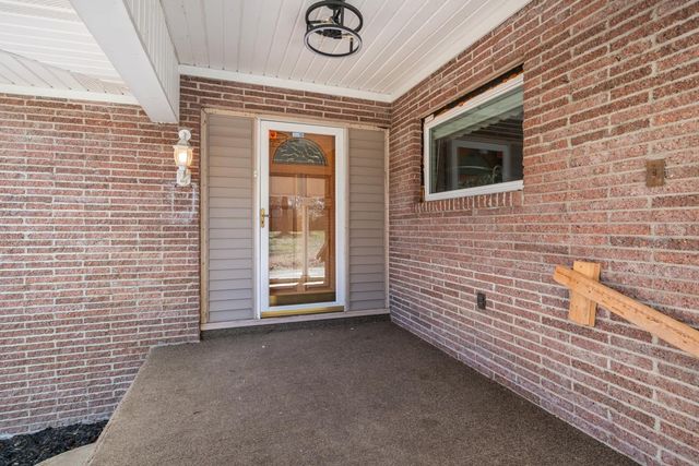 170 Westview St, Camden, TN 38320