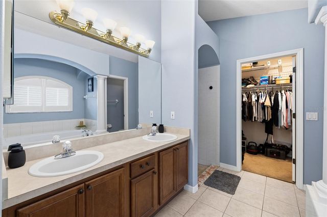 6216 WHIMBRELWOOD DRIVE, Lithia, FL 33547