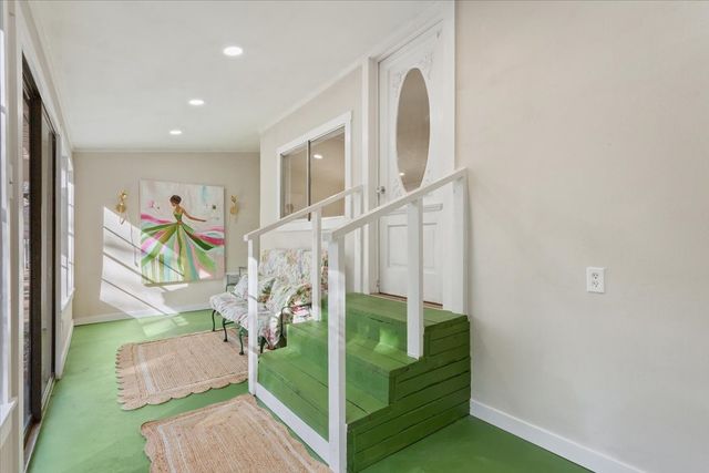 1453 Eagle Canyon Drive, China Spring, TX 76633