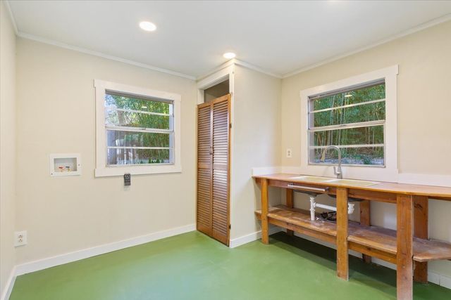 1453 Eagle Canyon Drive, China Spring, TX 76633