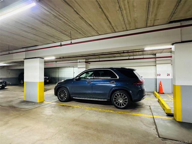 136-17 Maple Avenue 5A, Flushing, NY 11355