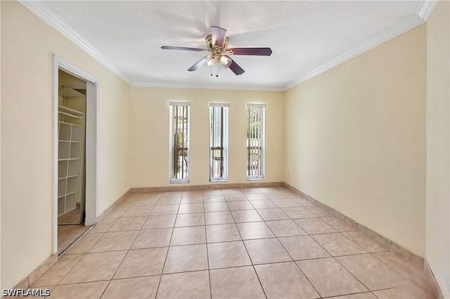 639 S Pompano DR, Naples, FL 34110