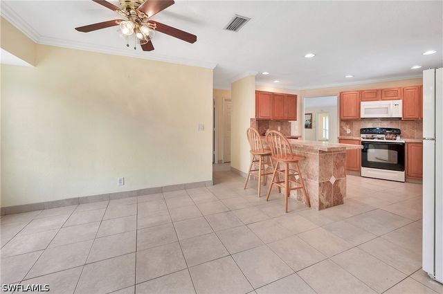 639 S Pompano DR, Naples, FL 34110