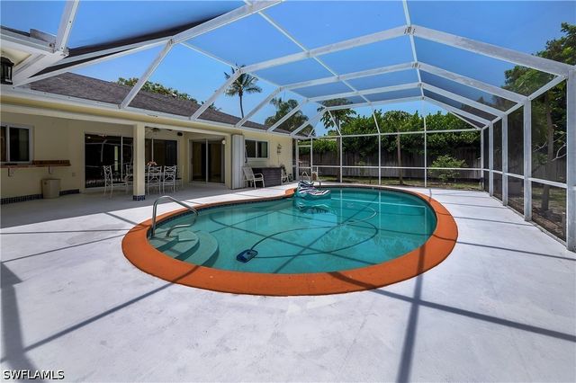 639 S Pompano DR, Naples, FL 34110