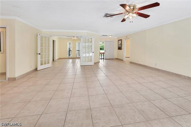 639 S Pompano DR, Naples, FL 34110