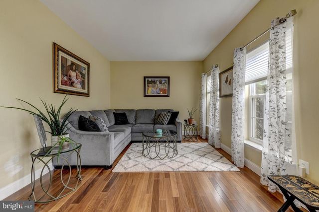 141 QUIET RD, Sicklerville, NJ 08081