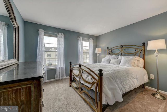 141 QUIET RD, Sicklerville, NJ 08081