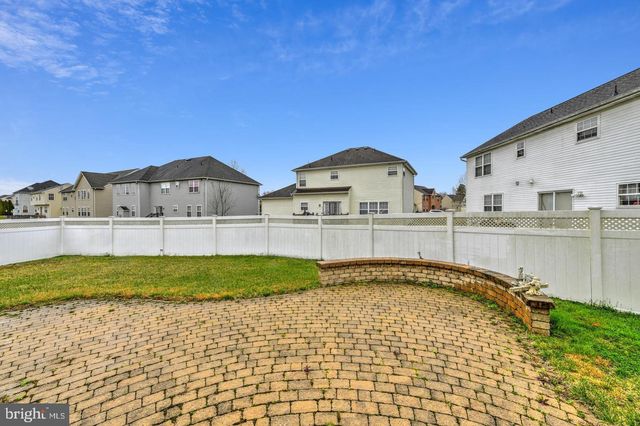 141 QUIET RD, Sicklerville, NJ 08081
