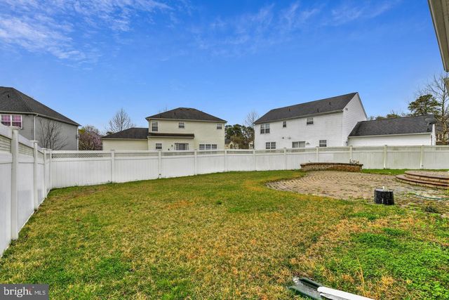141 QUIET RD, Sicklerville, NJ 08081