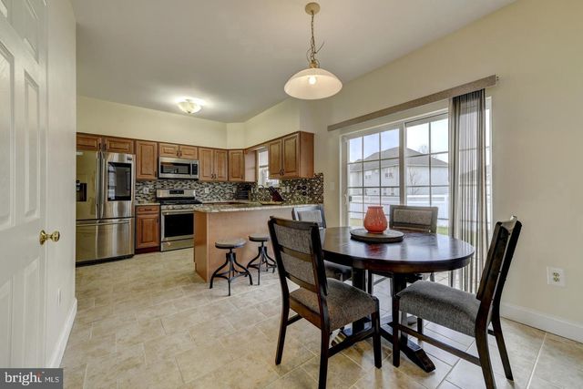 141 QUIET RD, Sicklerville, NJ 08081
